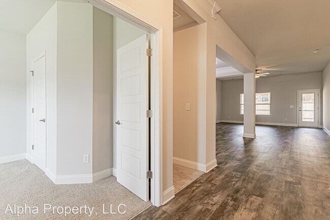 Foto del edificio - 4 br, 3 bath House - 504 Flying Squirrel Way