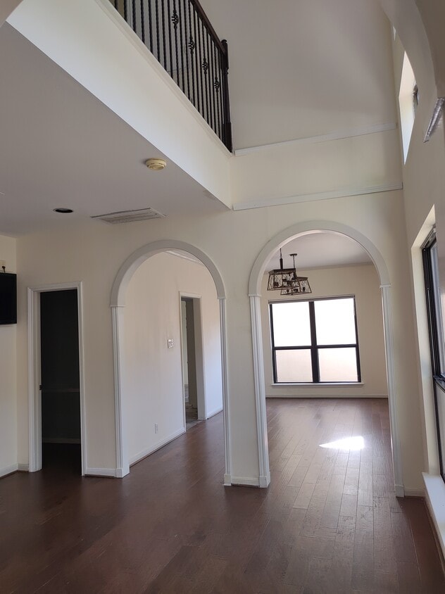 Primary Photo - 2454 Bering Dr