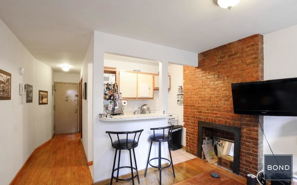 Primary Photo - 175 Orchard St