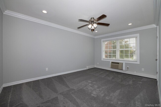 Foto del edificio - 55 Fairfield Way