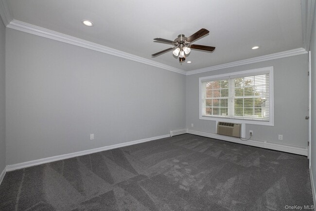 Building Photo - 55 Fairfield Way