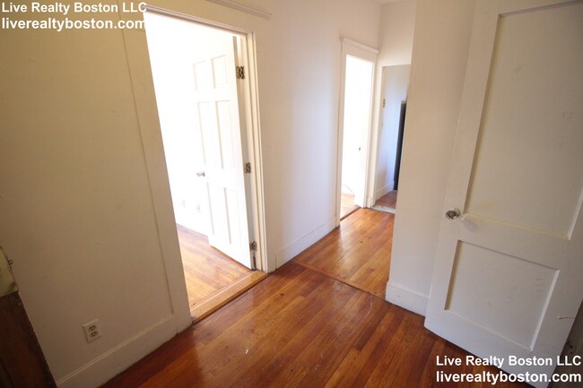 Foto del edificio - 11 Scottfield Rd