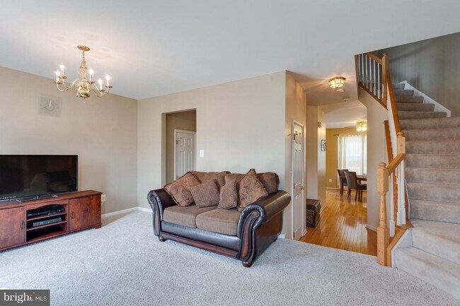 Foto del edificio - 13396 Burrough Farm Dr