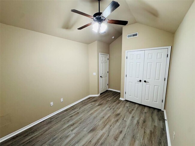 Building Photo - 8121 Hillers Rd