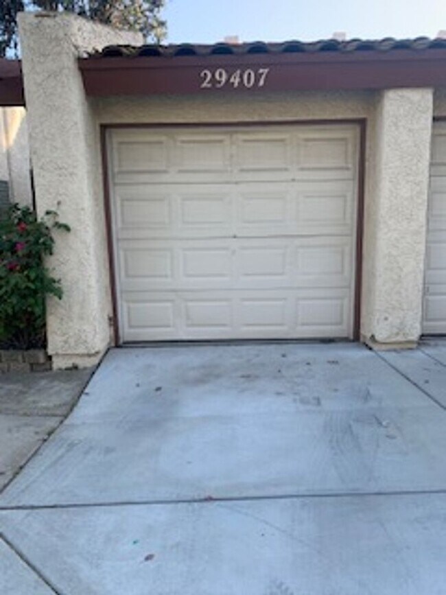 Foto del edificio - 2 Bedroom 1 Story Town Home