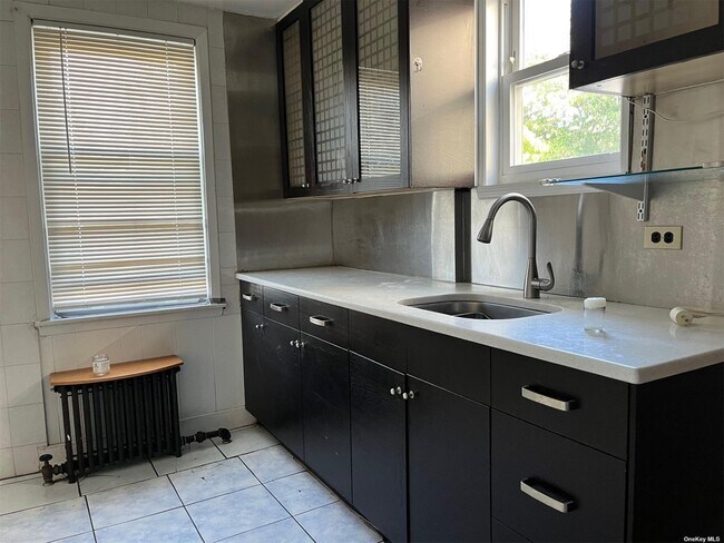Foto del edificio - 12-14 117th St