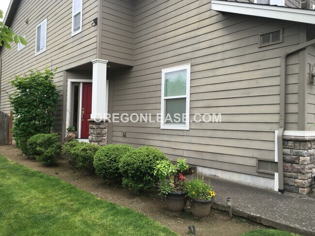 Photo - 3 bed 2.5 bath townhome in North Eugene