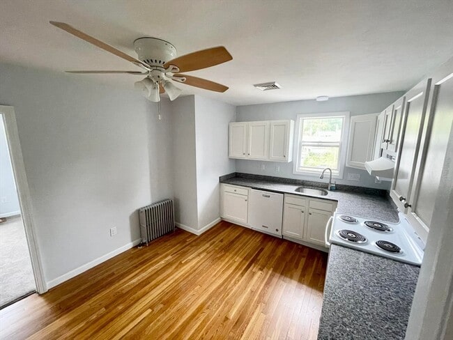 Foto del edificio - 2 Snowling Rd