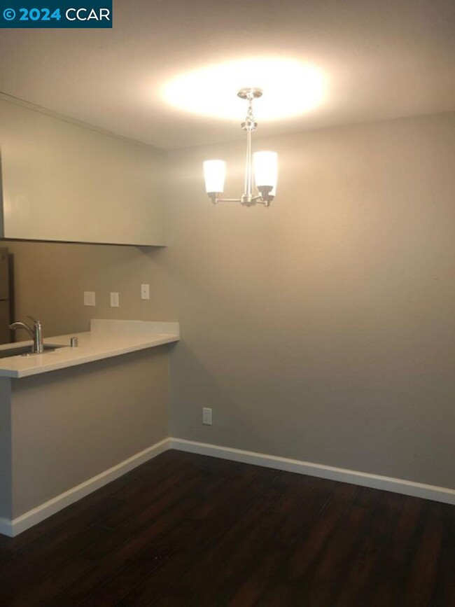 Foto del edificio - 2340 Pleasant Hill Rd