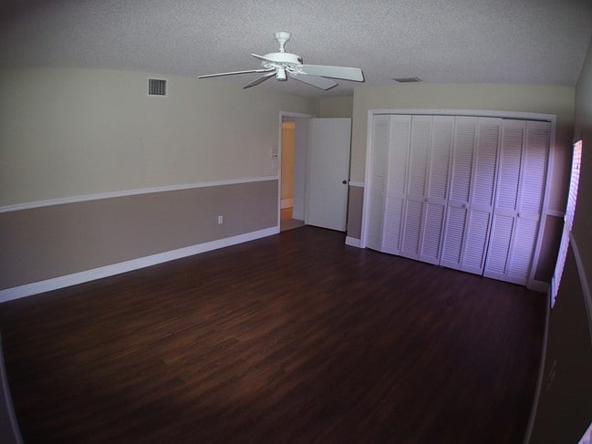 Foto del edificio - 15130 SW 164th Ave