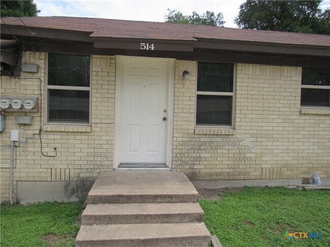 Building Photo - 514 Wolf St