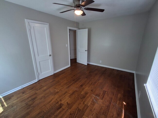 Foto del edificio - 825 Crestline Cir NW