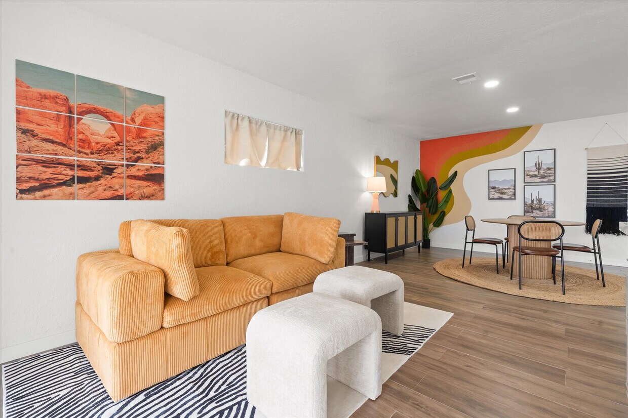 Foto principal - 6625 W Bloomfield Rd