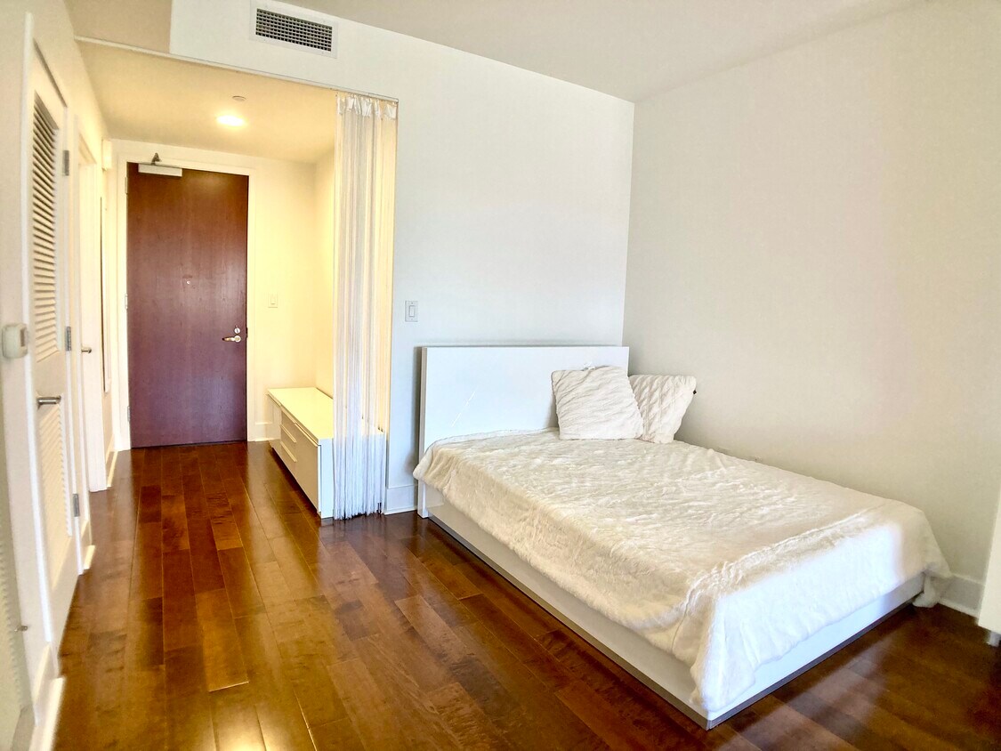 Foto principal - 88 E San Fernando St