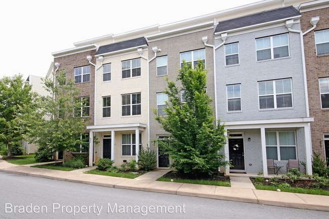 Building Photo - 3 br, 2.5 bath House - 862 Estes St