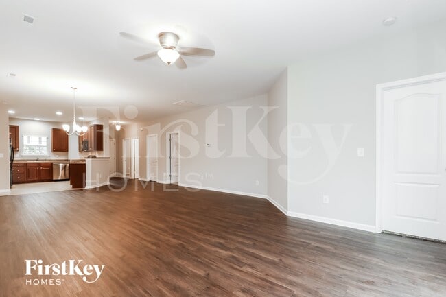 Building Photo - 646 Savannah River Dr