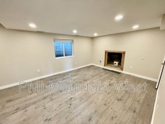 Foto del edificio - 762 Lacey Way