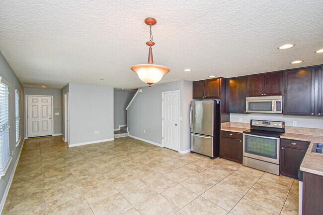 Building Photo - 113 Islander Dr