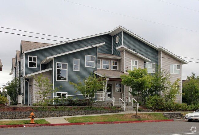 Foto del edificio - Housing Hope- New Century House