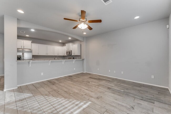 Building Photo - 1348 N Corsica Dr