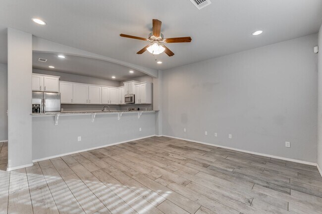 Photo - 1348 N Corsica Dr Apartment