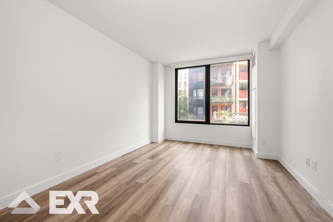 Foto del edificio - 160 Clarkson Ave