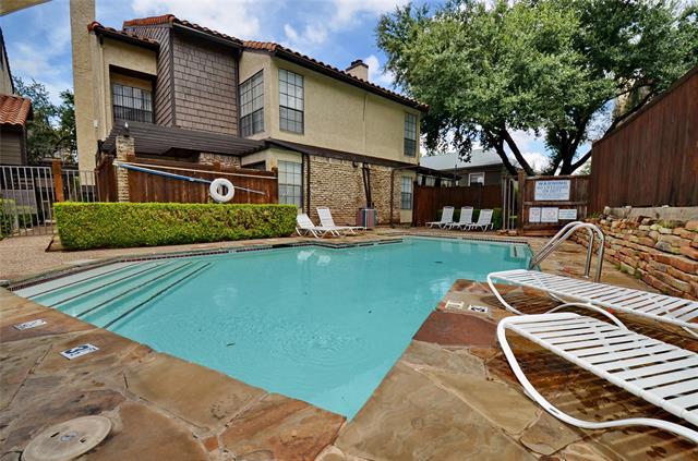 Foto del edificio - 5630 Spring Valley Rd