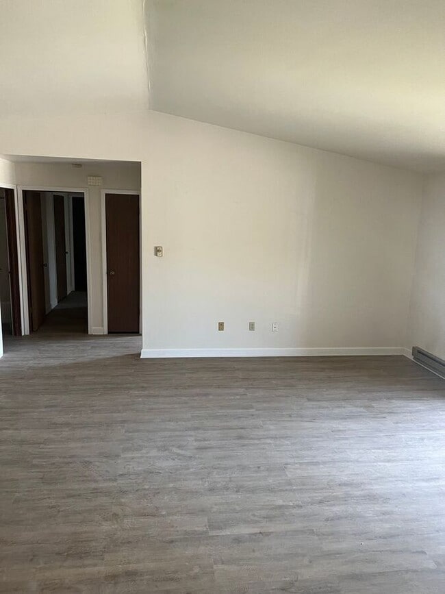 Building Photo - 6226 80th Pl