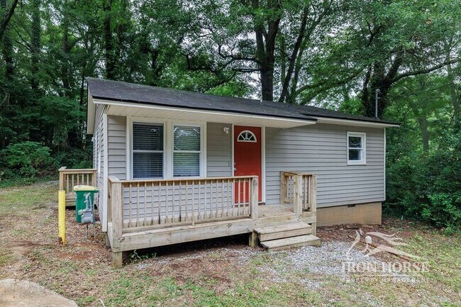 Photo - 185 Royal Ct House