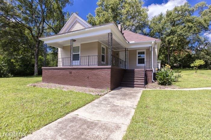 Primary Photo - 808 Ozark Ave