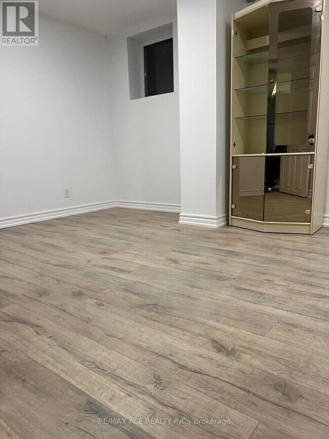 Photo du bâtiment - 161 Heale Ave