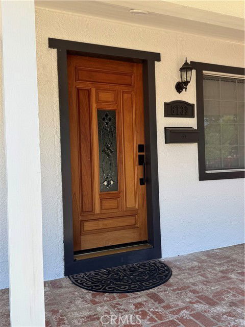 Building Photo - 8739 Tyrone Ave