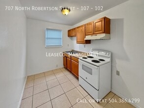 Building Photo - 707 N Robertson St