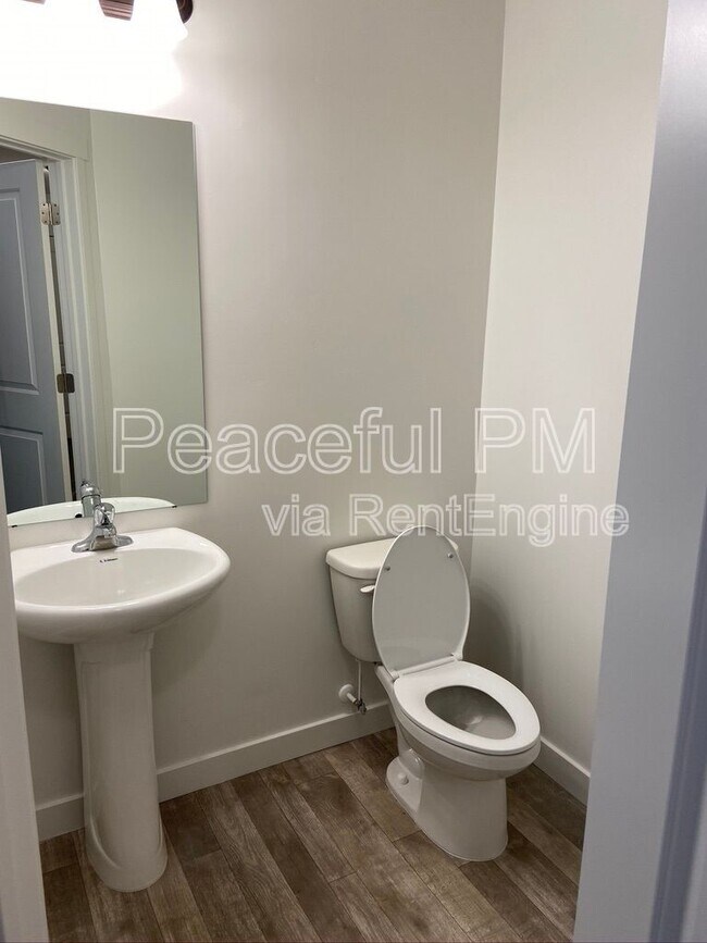 Foto del edificio - 1731 W 1210 S St