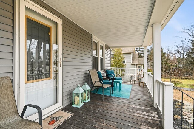Foto del edificio - 359 Orangeburg Rd