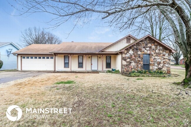 Building Photo - 3902 Clover Hill Dr