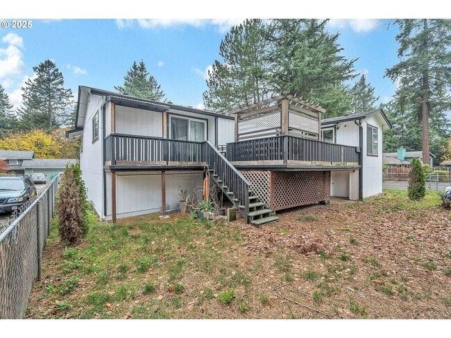 Building Photo - 3338 SE 156th Ave