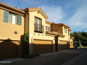 Building Photo - 1440 Patricia Ave