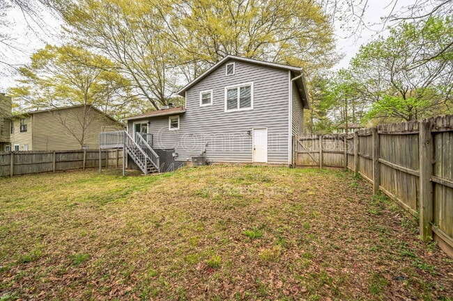 Building Photo - 9173 Raven Dr