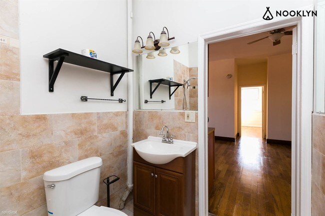 Building Photo - 3 br, 1 bath Apartment - 140 Franklin Ave