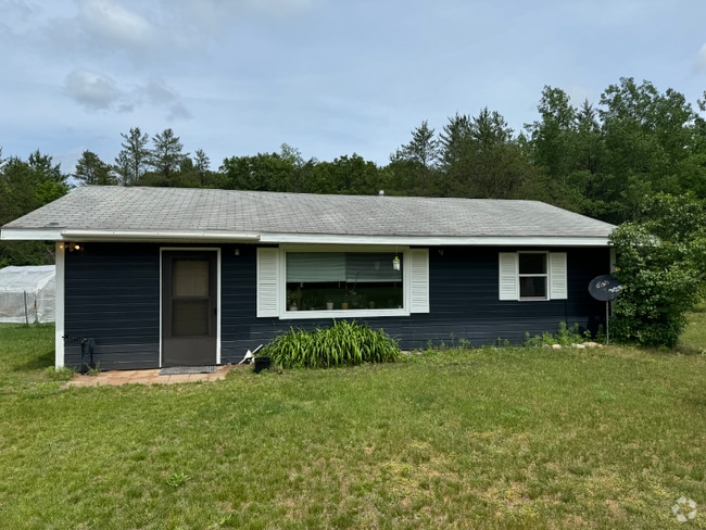 Building Photo - 8594 Legion Ln