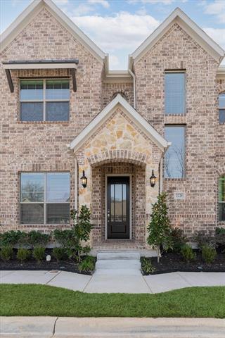 Building Photo - 2225 Apex Dr