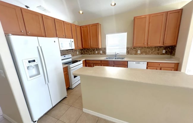 Foto del edificio - 7709 Duckhorn Ct