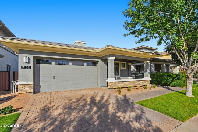 Building Photo - 3122 E Bloomfield Pkwy