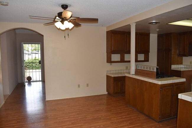 Foto del edificio - Single Story 3 Bed 2 Bath Home in Poway- S...
