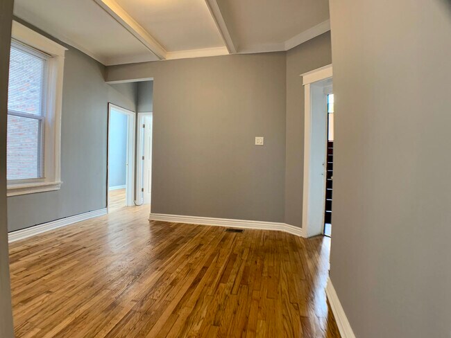 Foto del edificio - 4056 W Hirsch St