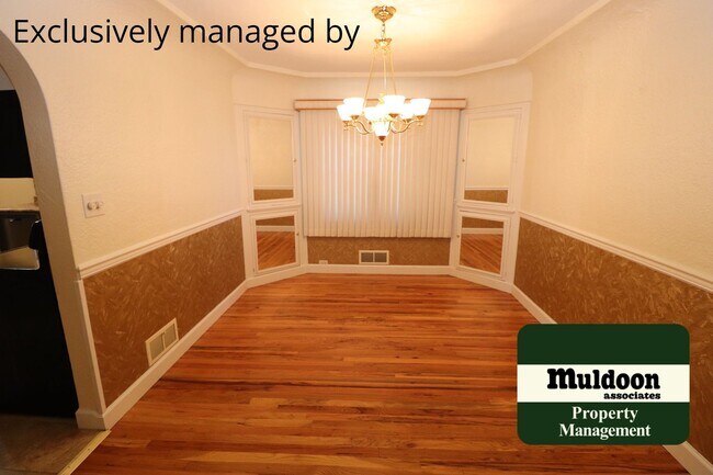 Foto del edificio - Lovely Sunset Park Rancher with Basement. ...