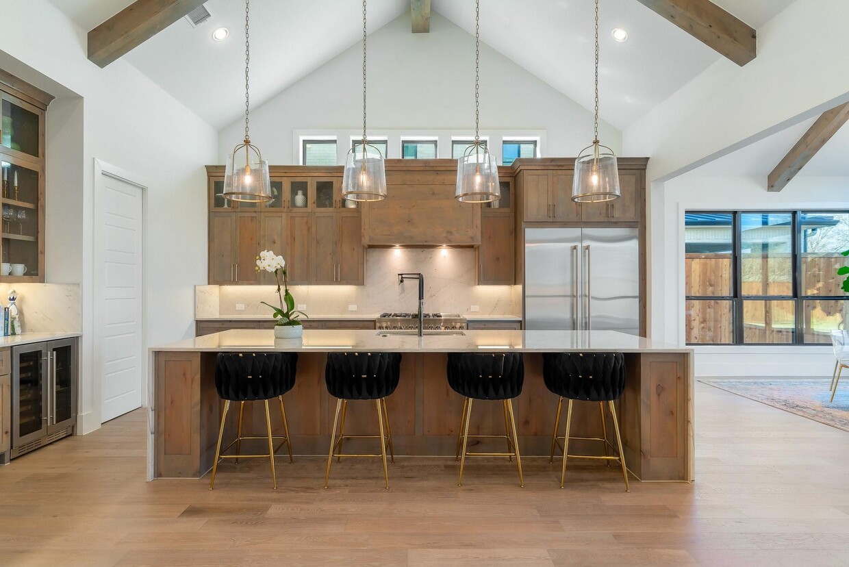 Foto principal - 3311 Regent Dr