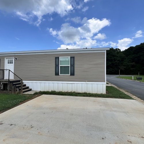 Building Photo - 43 Beaver Dam Cir