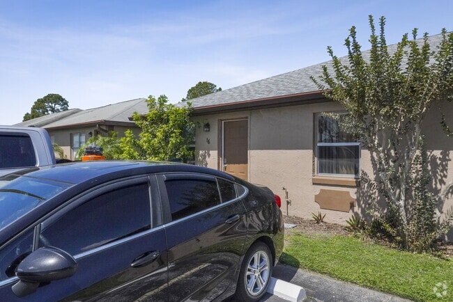Building Photo - 16 Las Brisas Way